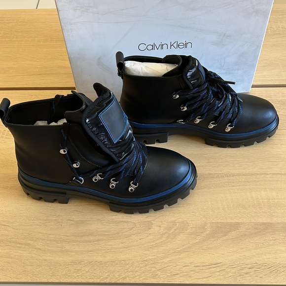 🎉HP🎉NIB Women’s Calvin Klein Lark Ankle Boot - Picture 7 of 12